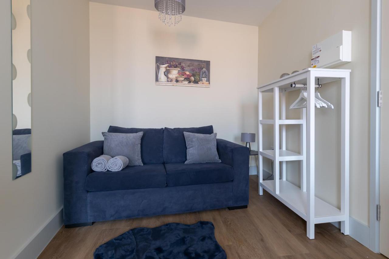 Hereford City Centre - Apartment 7, Isabella House - Modern Apartment In The Heart Of The City - Sleeps 2 Guests - Hosted By Rentmyhouse Buitenkant foto