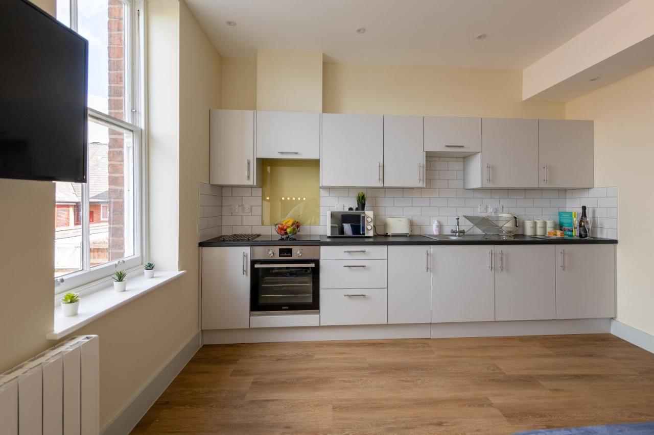 Hereford City Centre - Apartment 7, Isabella House - Modern Apartment In The Heart Of The City - Sleeps 2 Guests - Hosted By Rentmyhouse Buitenkant foto